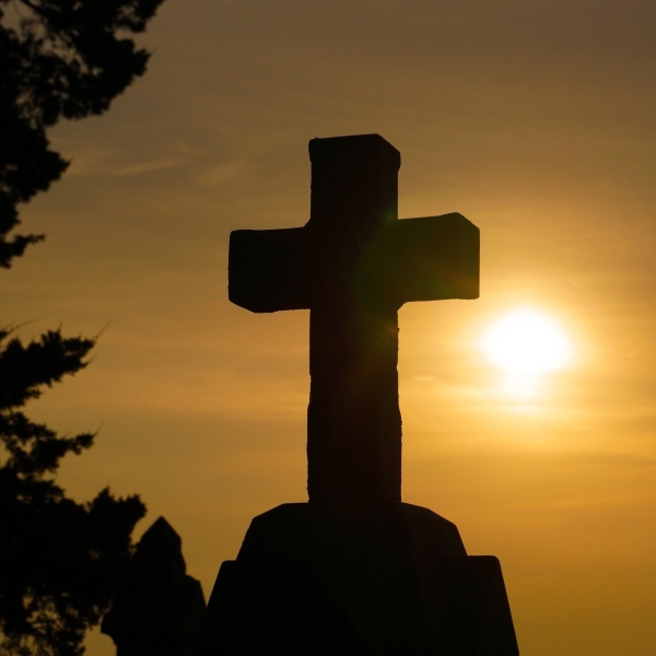 Illustration représentant une croix catholique