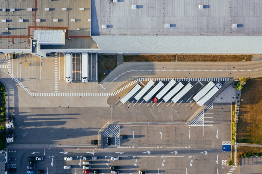 Établissement de production et logistique